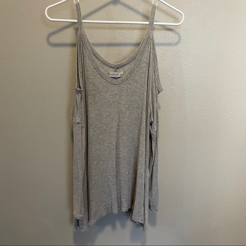 Abercrombie & Fitch — Women’s Cold Shoulder Ribbed Top